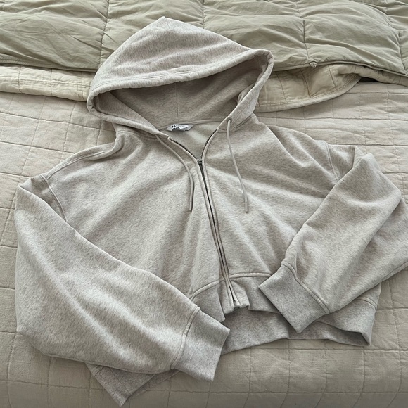 Athleta Sweaters - Athleta Light Gray Women's Zip-Up Hoodie